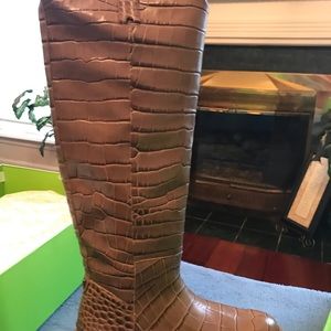 Women leather boots